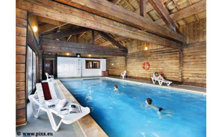 Les Chalets du Bois de Champelle, Morillon, Pool